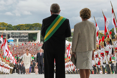 Lula e Marisa recebem Dilma e Temer