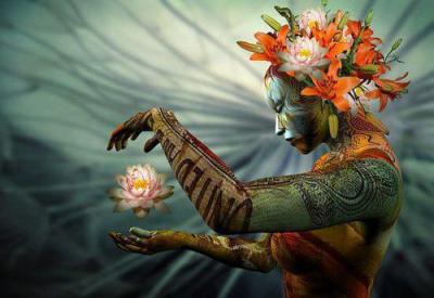 Mulher Lotus - imagem capturada no sítio Ser em Relação (www.seremrelacao.com.br)