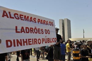 As ruas gritam e o Congresso fica ou se mantém esperto? - Foto capturada na Agência Câmara