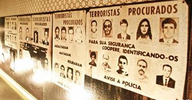 Ativistas políticos foram caçados como terroristas, capturados, torturados, exilados ou "desaparecidos"