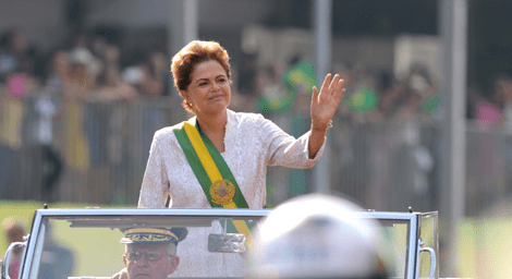 Dilma no desfile