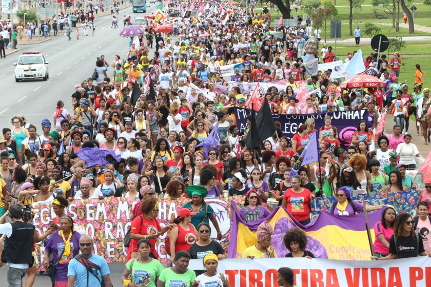 Mulheres Negras em marcha pelo Eixo Monumental de Brasília - Foto Lula Marques/Agência PT/Fotos Públicas