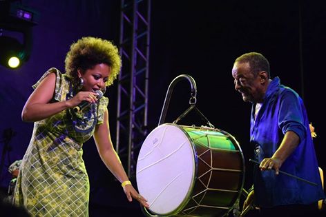 Com Sara Tavares na abertura do Carnaval 2016 no palco do Marco Zero do Recife