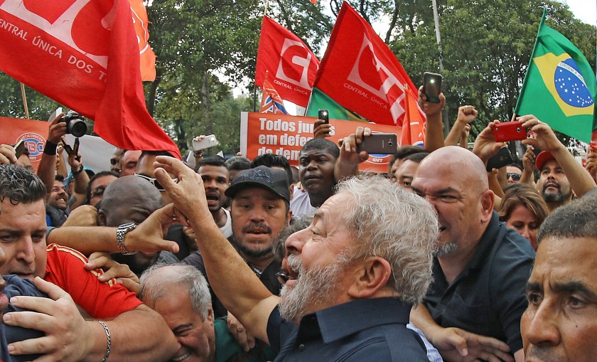 A mobiização popular em apoio a Lula assusta a casa-grande e incomoda os que se arvoram em persegui-lo - Ricardo Stuckert/IL Foto: Ricardo Stuckert/ Instituto Lula