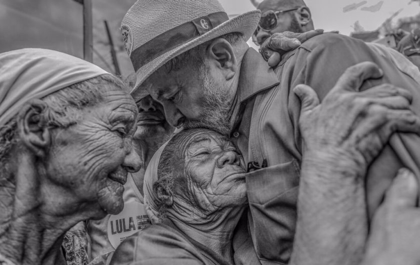 Lula e o povo -Foto Ricardo Stuckert