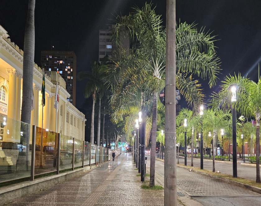 Av Augusto de Lima, em frente ao Minascentro e ao Mercado Central, Belo Horizonte - Foto: Sulamita Esteliam